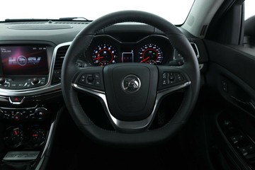 https://vehicle-cdn.autoleague.cloud/31026_61039140_21.jpg