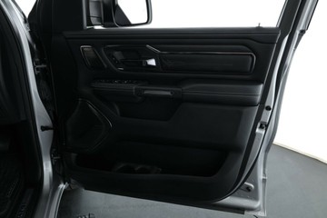 https://vehicle-cdn.autoleague.cloud/31026_61039164_19.jpg