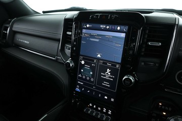 https://vehicle-cdn.autoleague.cloud/31026_61039164_24.jpg
