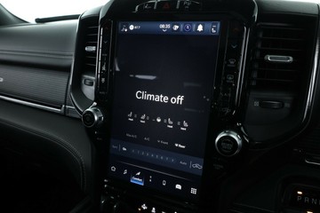 https://vehicle-cdn.autoleague.cloud/31026_61039164_25.jpg