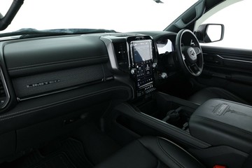 https://vehicle-cdn.autoleague.cloud/31026_61039164_33.jpg