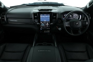https://vehicle-cdn.autoleague.cloud/31026_61039164_36.jpg