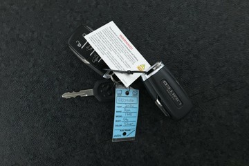 https://vehicle-cdn.autoleague.cloud/31026_61039164_37.jpg