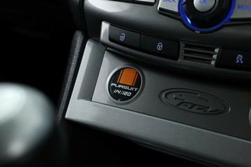 https://vehicle-cdn.autoleague.cloud/31026_61039333_27.jpg