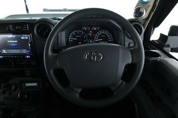 https://vehicle-cdn.autoleague.cloud/31026_61039359_22.jpg