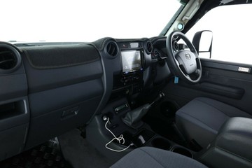 https://vehicle-cdn.autoleague.cloud/31026_61039359_33.jpg