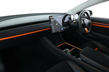 https://vehicle-cdn.autoleague.cloud/31026_61039405_32.jpg