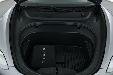 https://vehicle-cdn.autoleague.cloud/31026_61039405_7.jpg