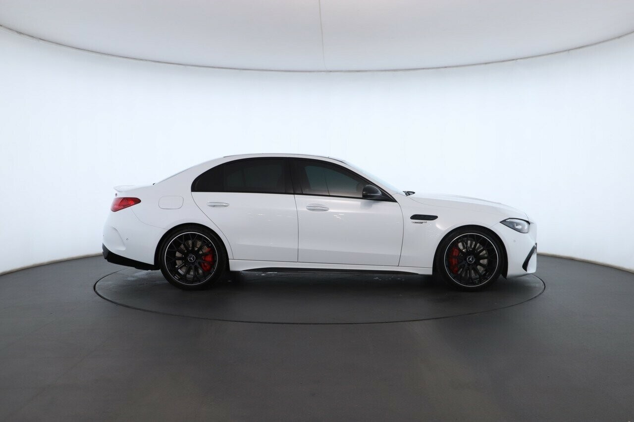 Mercedes Benz C-class image 3
