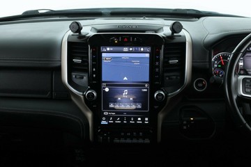 https://vehicle-cdn.autoleague.cloud/31026_61039931_25.jpg