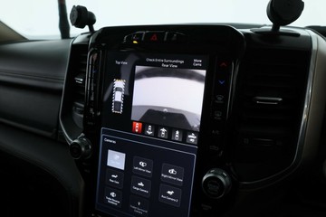 https://vehicle-cdn.autoleague.cloud/31026_61039931_26.jpg