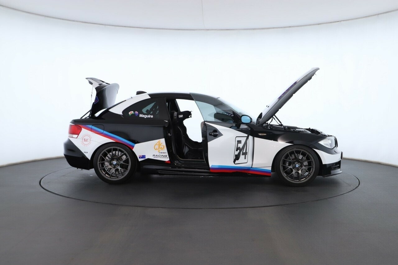 BMW 1 Series image 2