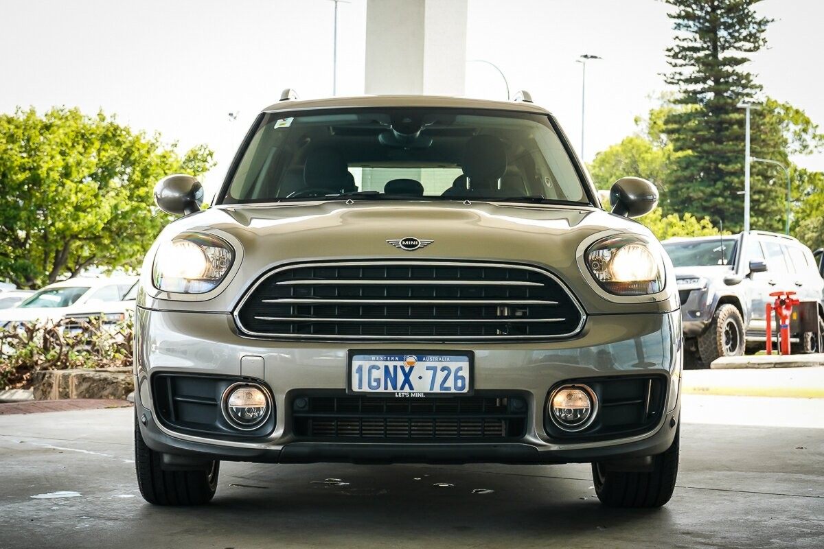 Mini Countryman image 3