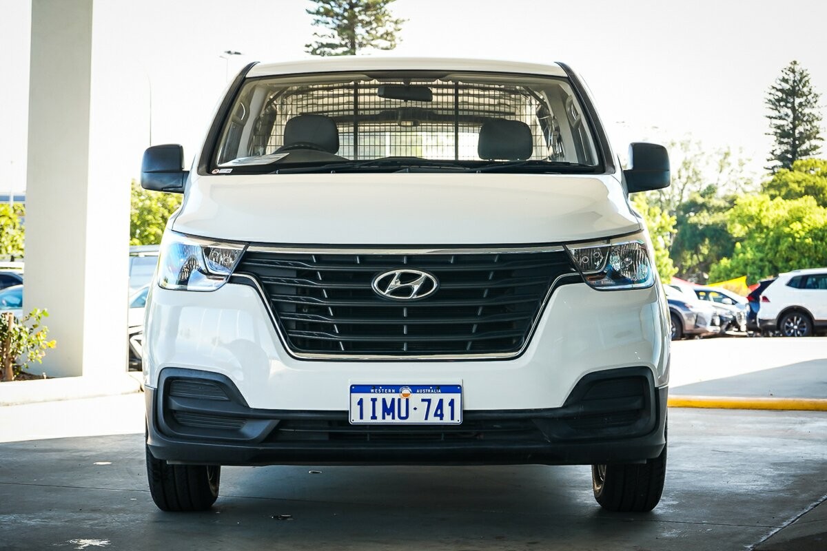 Hyundai Iload image 3