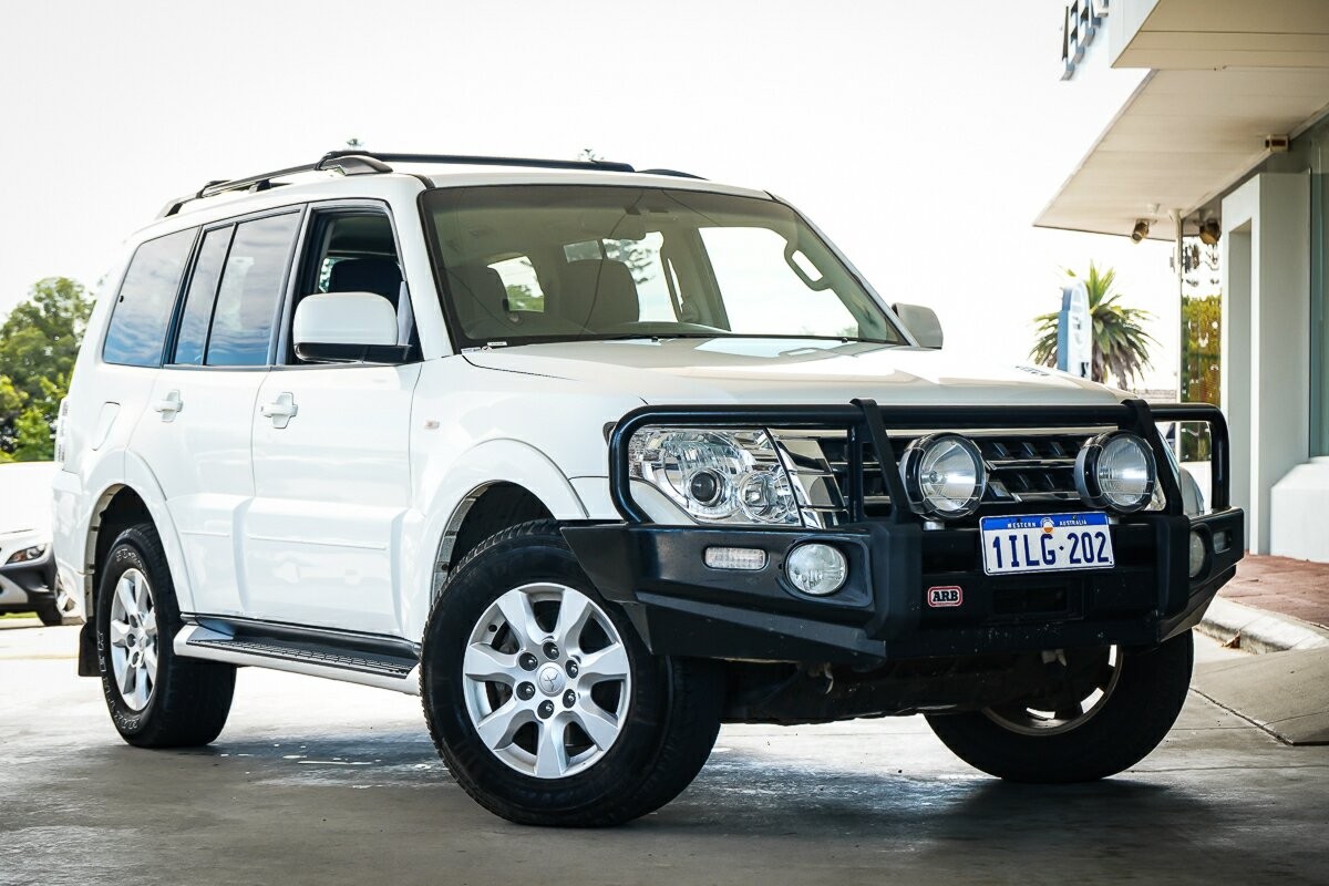 Mitsubishi Pajero image 1