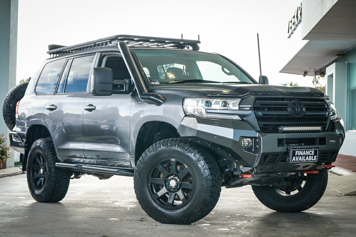 Toyota Landcruiser image 1
