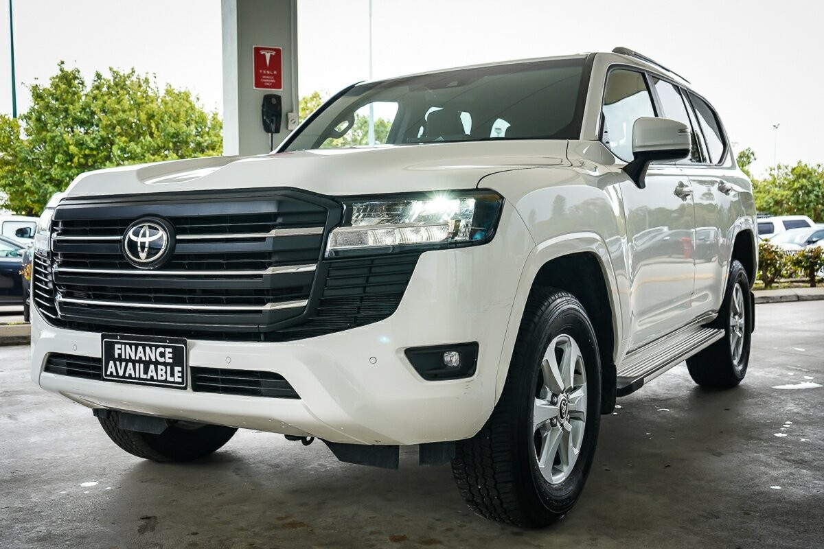Toyota Landcruiser image 4