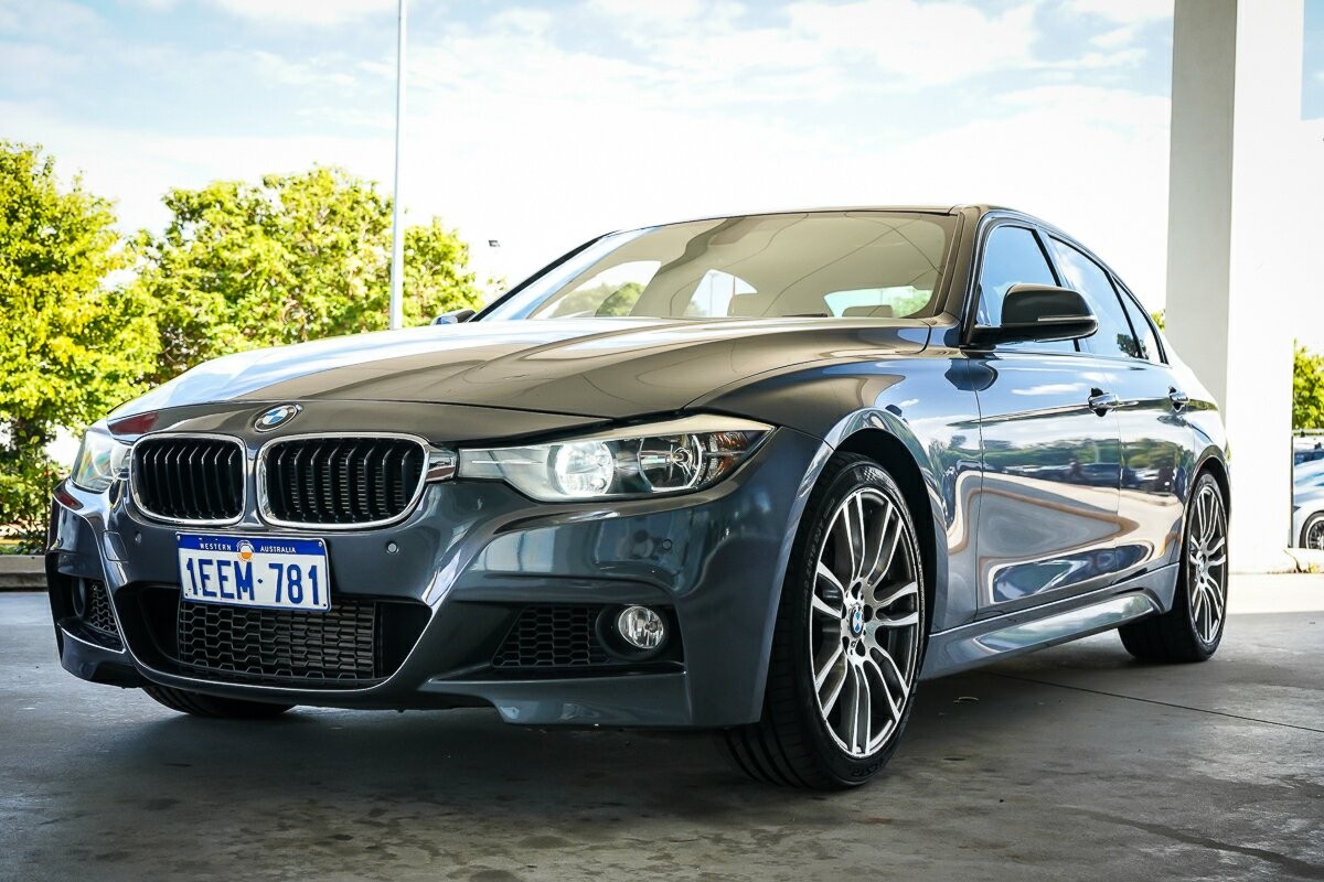 BMW 3 Series image 4