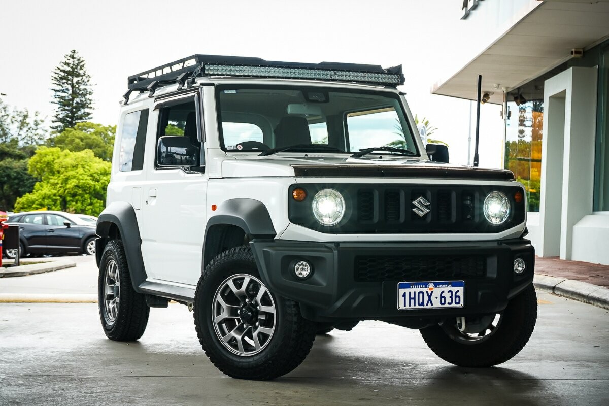 Suzuki Jimny image 1