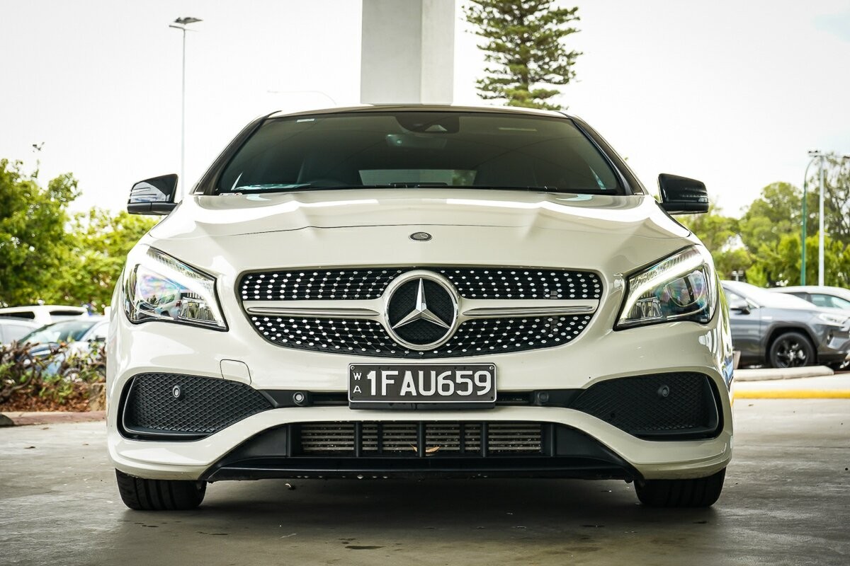 Mercedes Benz Cla-class image 3