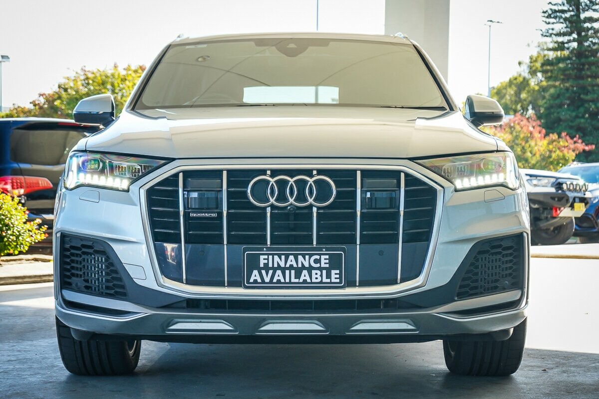 Audi Q7 image 3