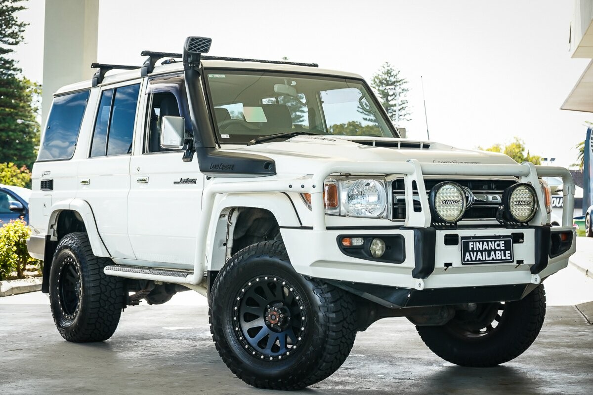 https://vehicle-cdn.autoleague.cloud/31373_U308087_1.jpg