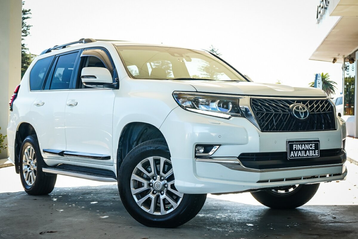 Toyota Landcruiser Prado image 1