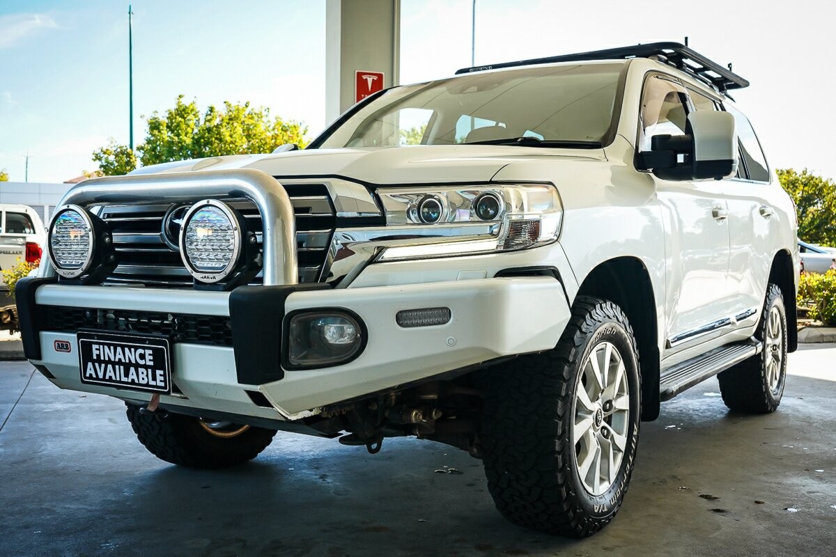 Toyota Landcruiser image 4