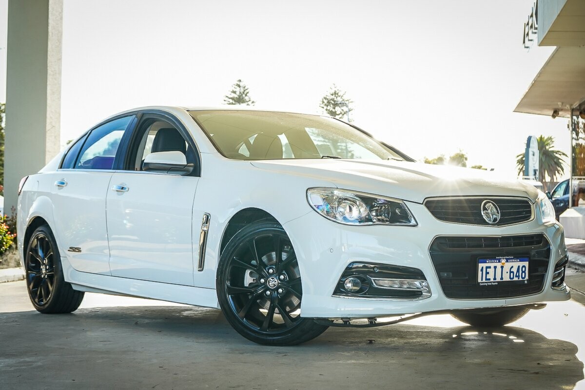 Holden Commodore image 1