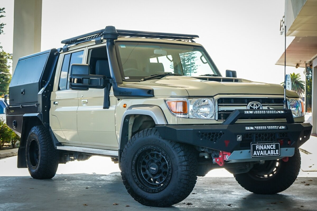 Toyota Landcruiser image 1