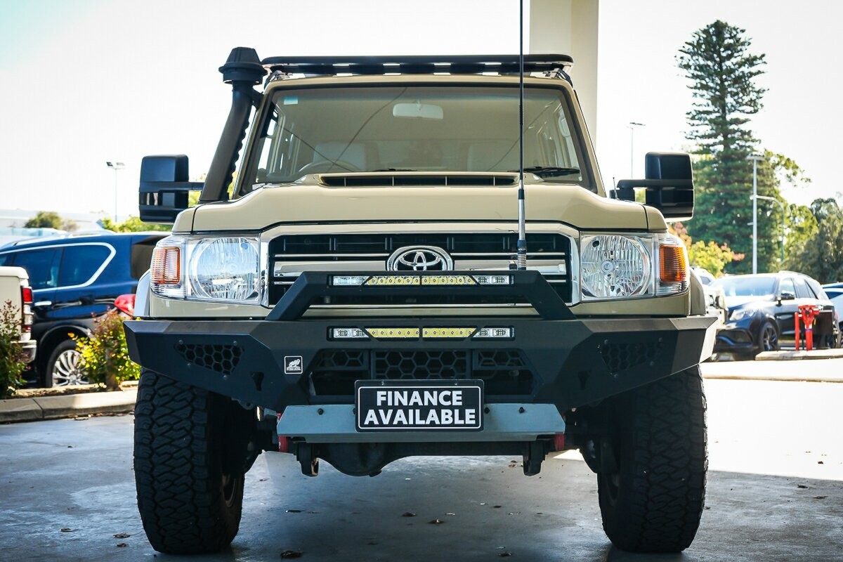 Toyota Landcruiser image 3