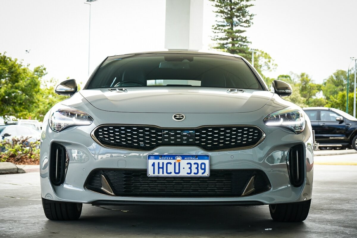 Kia Stinger image 3