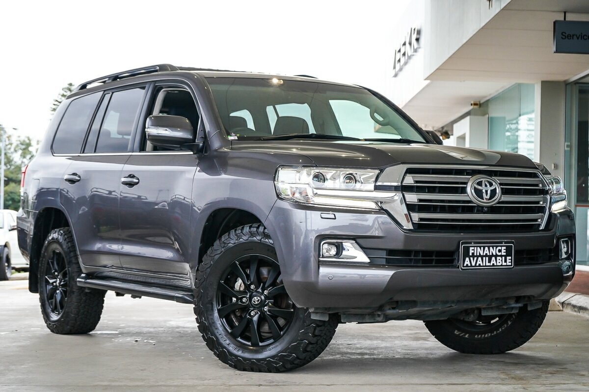 Toyota Landcruiser image 1
