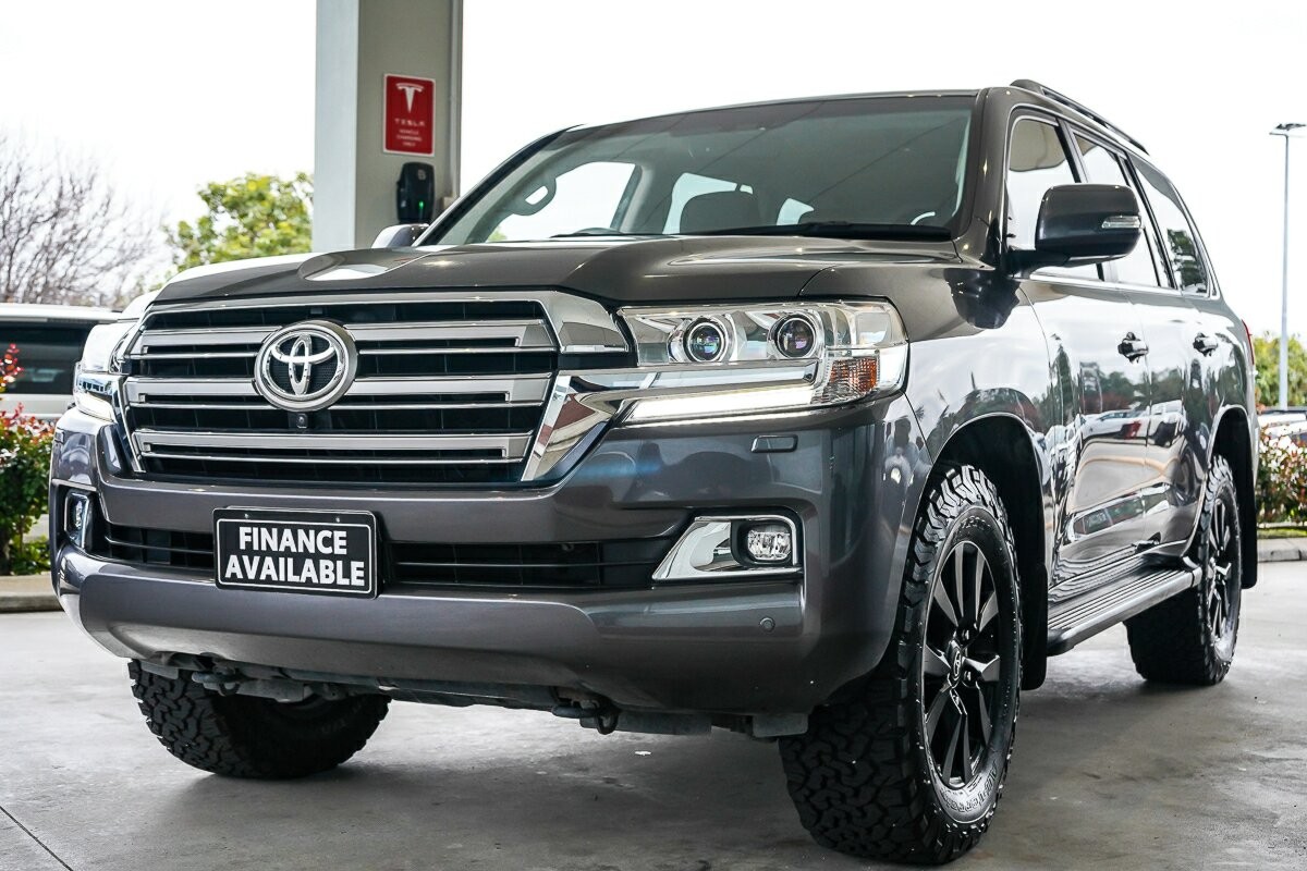 Toyota Landcruiser image 4