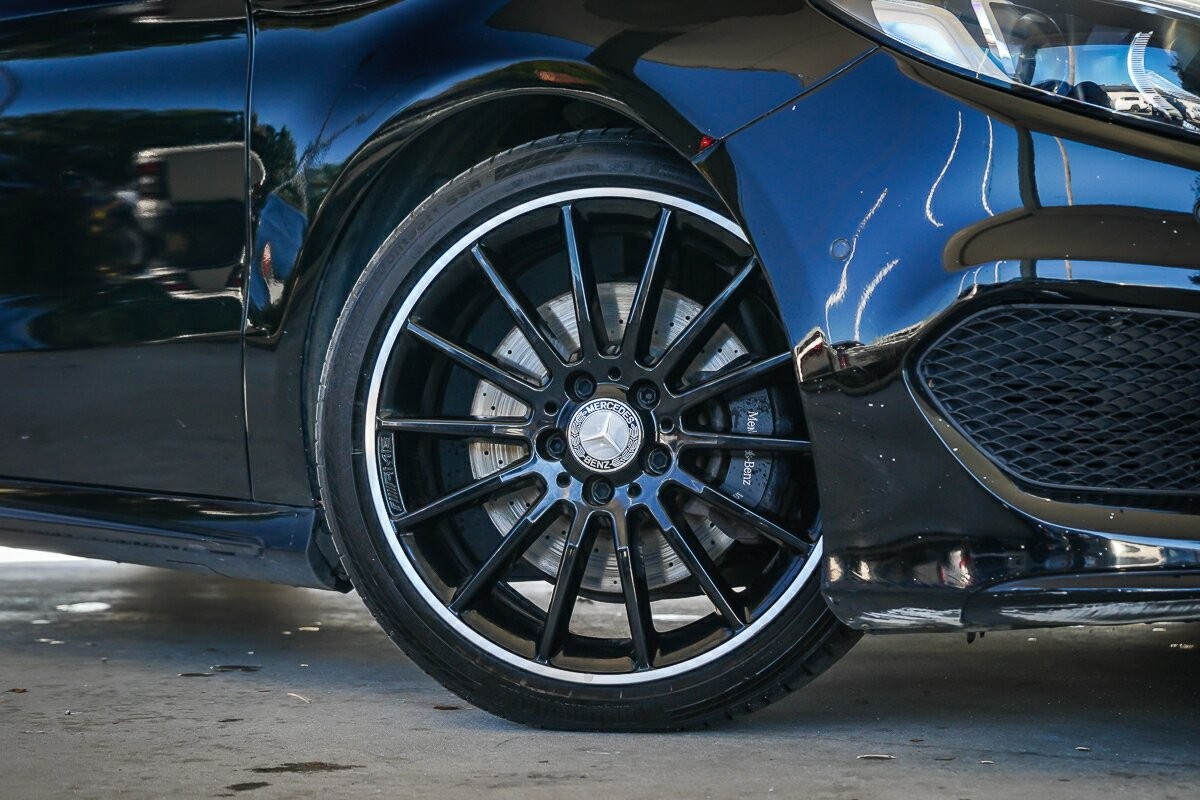 Mercedes Benz B-class image 2