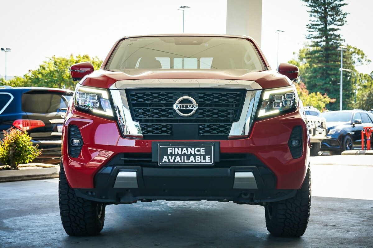 Nissan Navara image 3