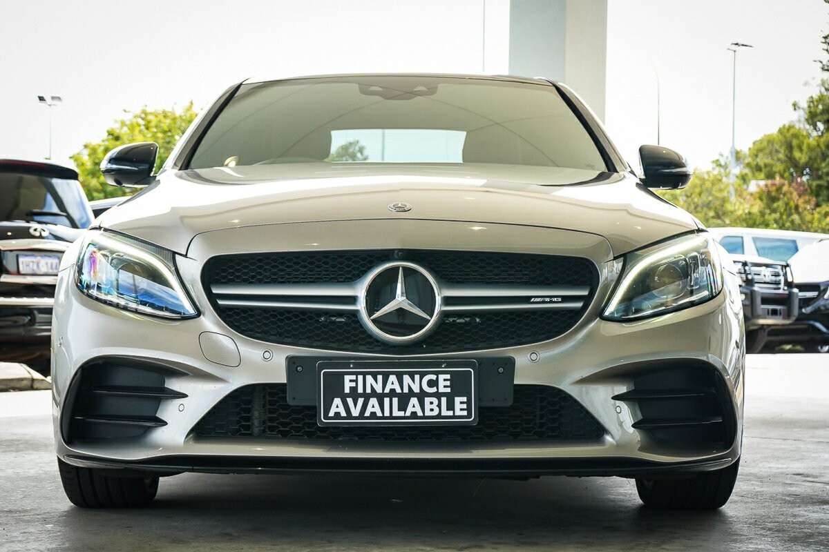 Mercedes Benz C-class image 3