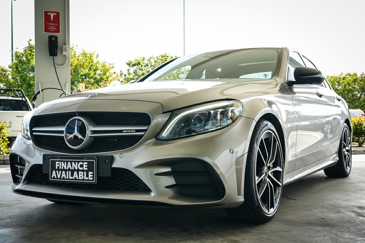 Mercedes Benz C-class image 4