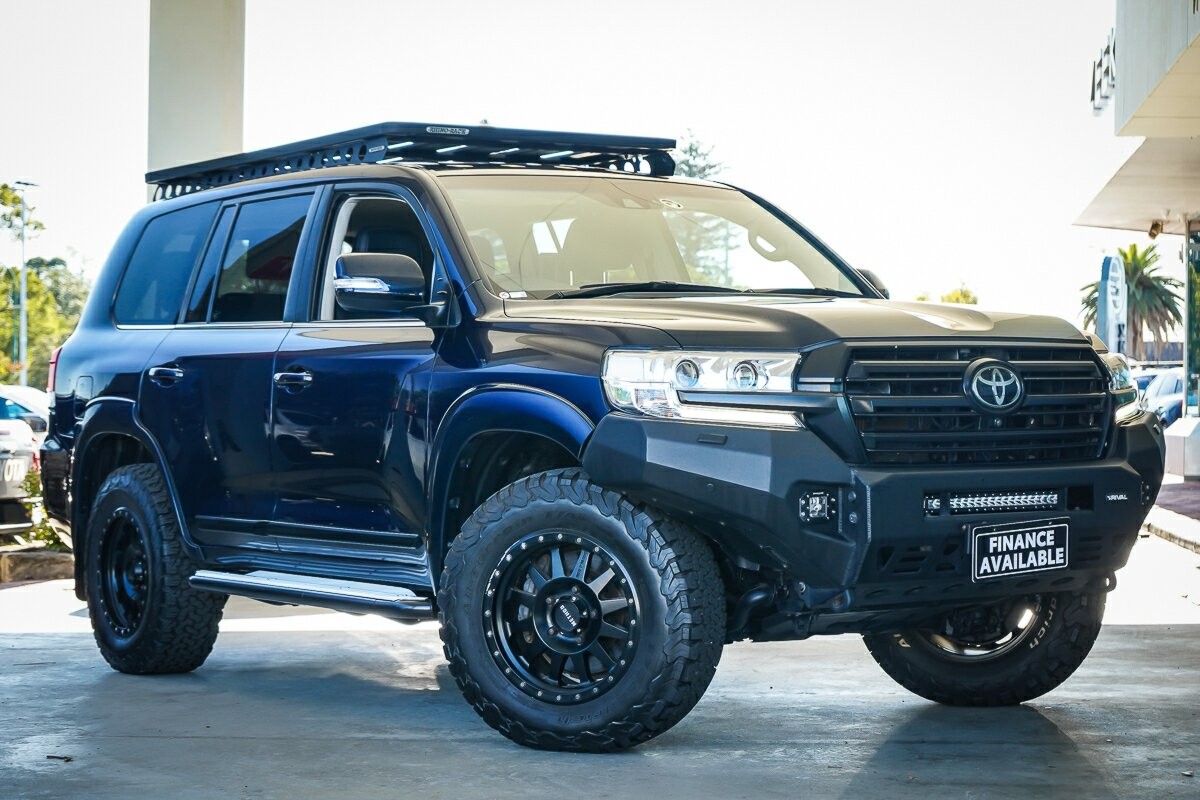 Toyota Landcruiser image 1