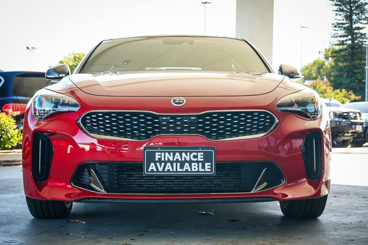 Kia Stinger image 3