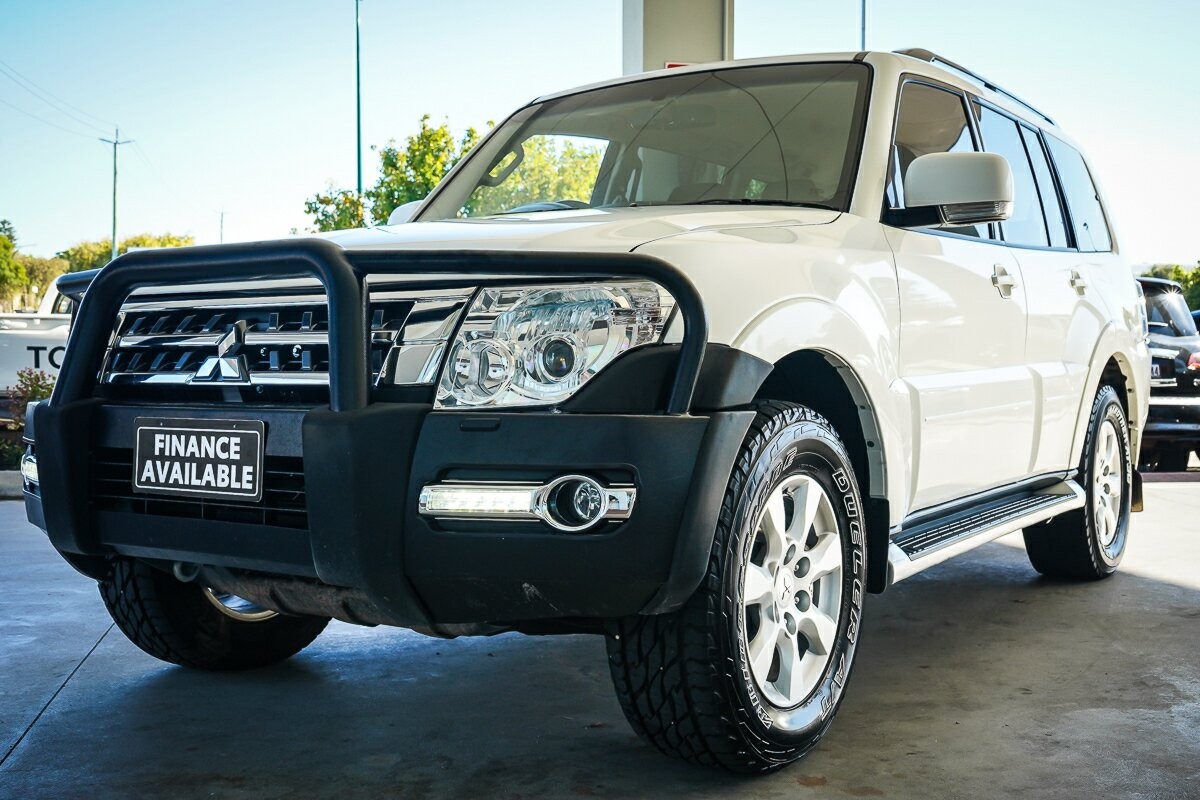 Mitsubishi Pajero image 4