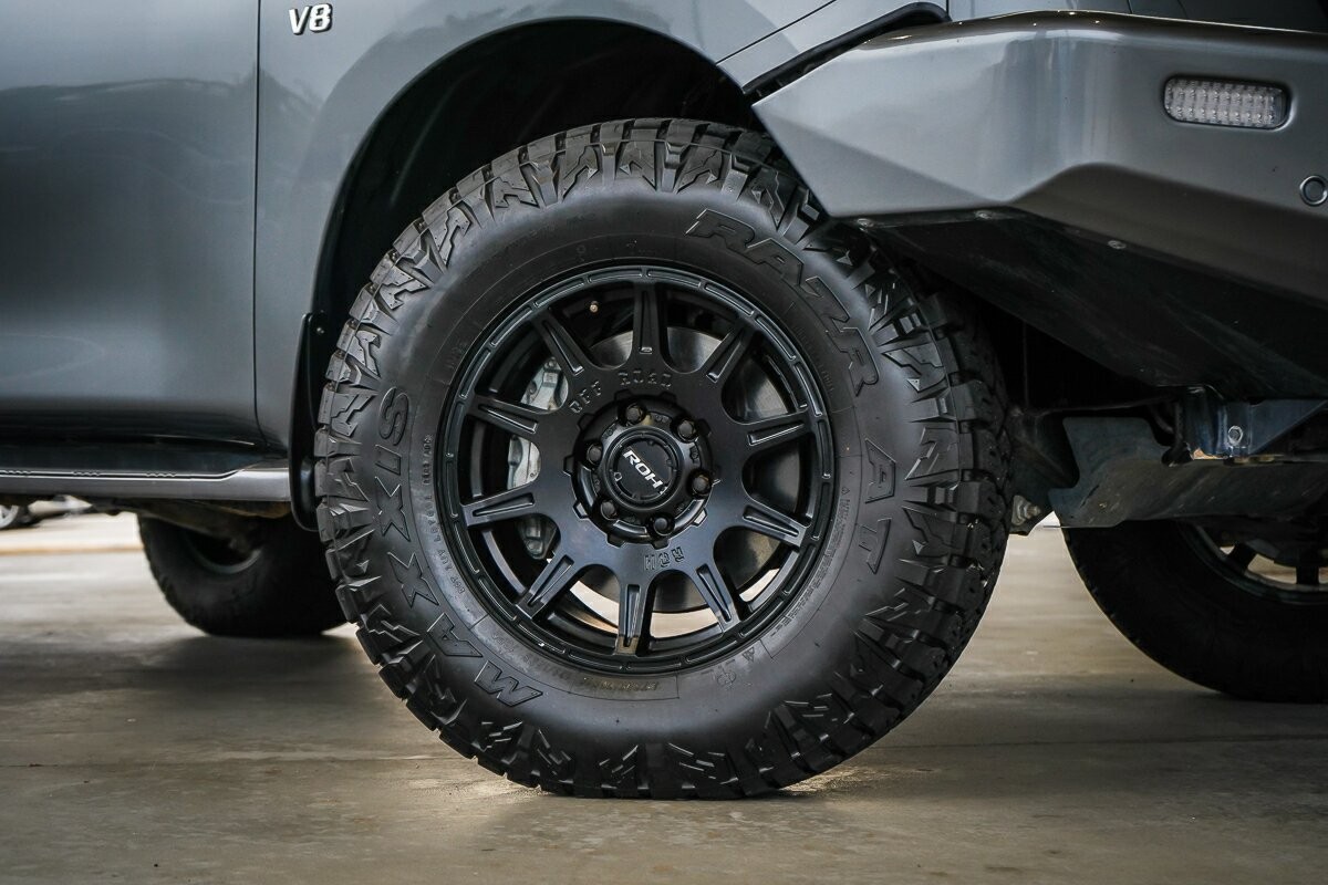 Nissan Patrol image 2