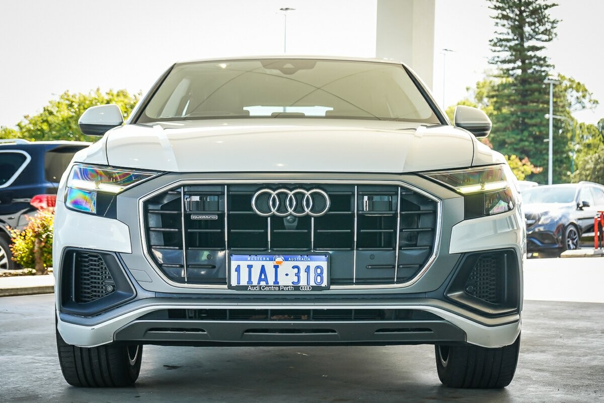 Audi Q8 image 3