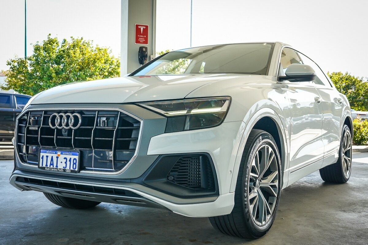 Audi Q8 image 4