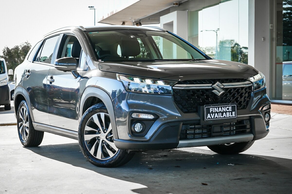 Suzuki S-cross image 1