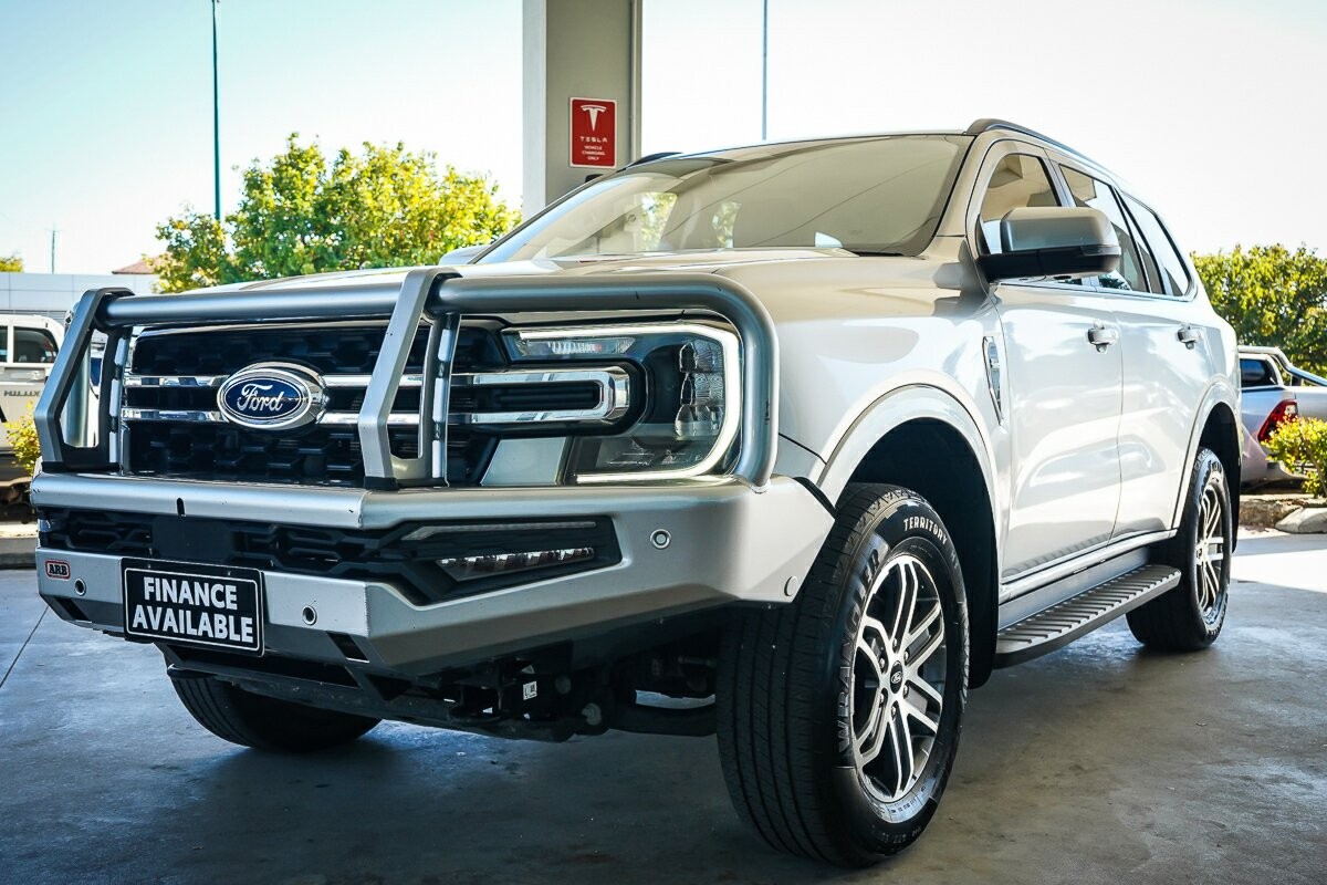 Ford Everest image 4