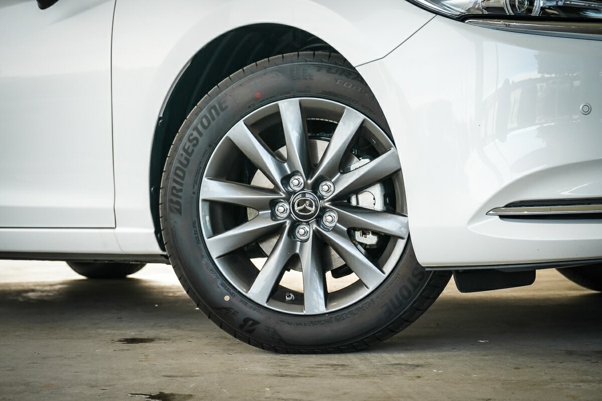 Mazda 6 image 2