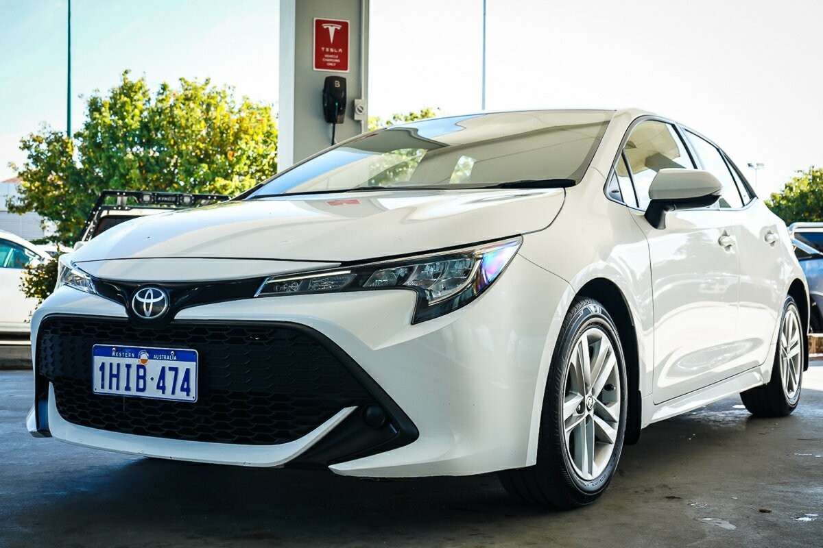 Toyota Corolla image 4