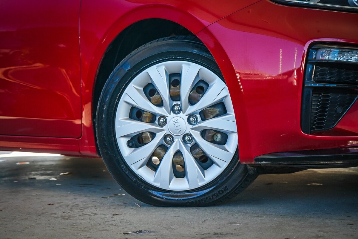 Kia Cerato image 2