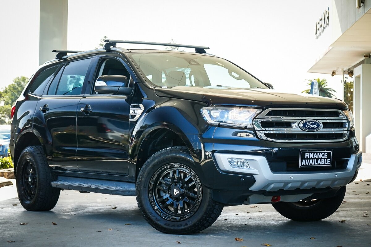Ford Everest image 1